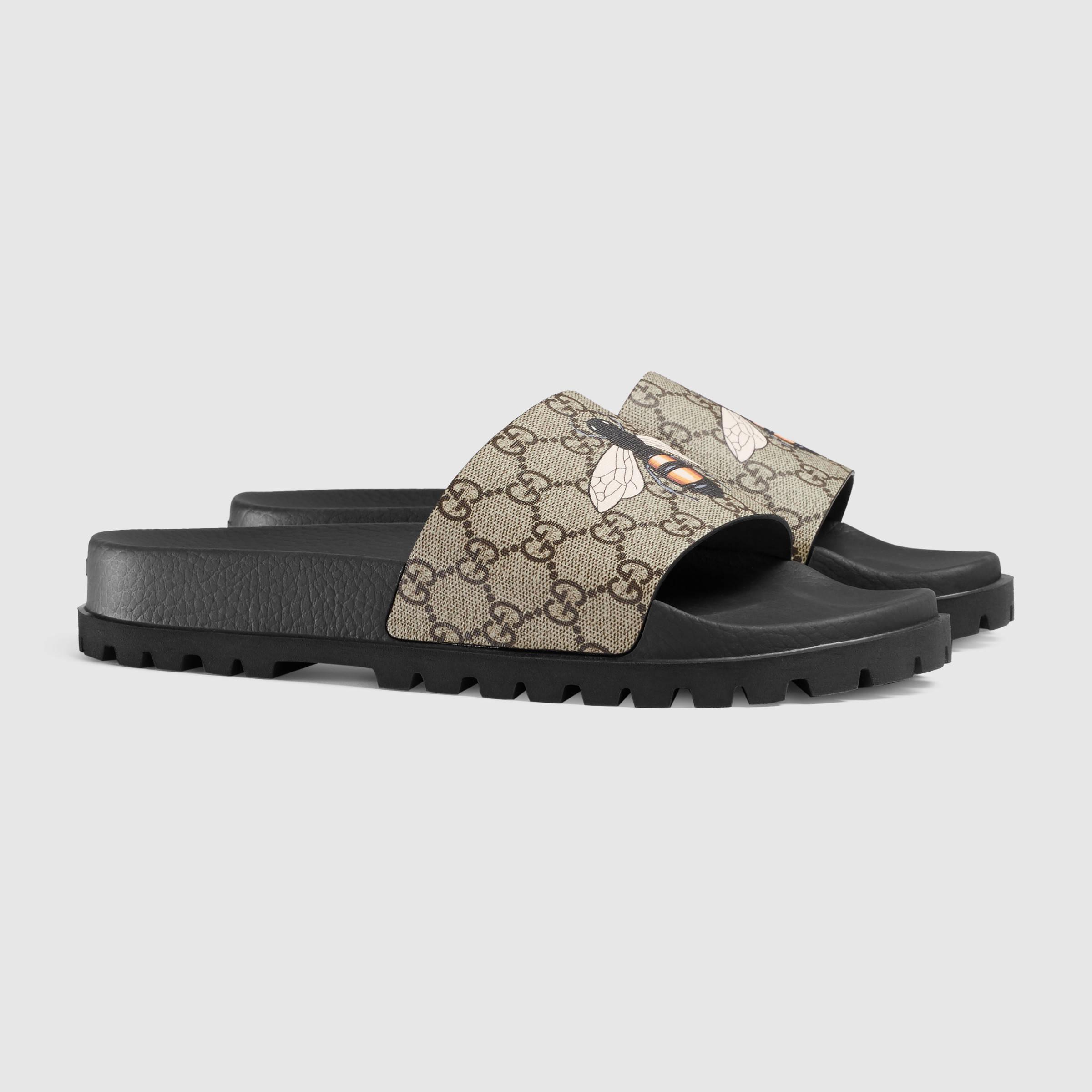 Gucci Canvas Gg Supreme Bee Slide Sandal for Men Lyst